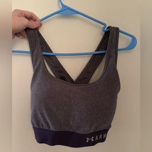 Under Armor compression shorts bra